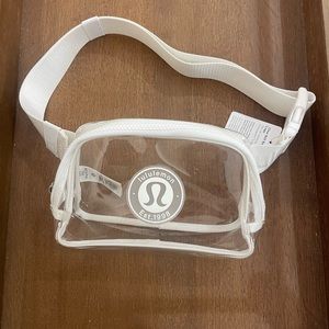 Aussie Release Clear 1L white Everywhere Belt Bag